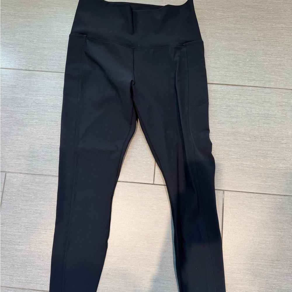 Like new Calia black ribbed leggings - size large